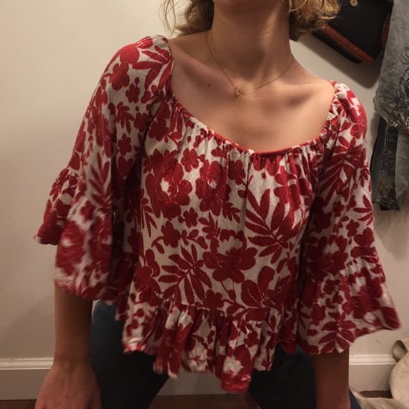 Red floral off the shoulder blouse - Picture 2 of 3
